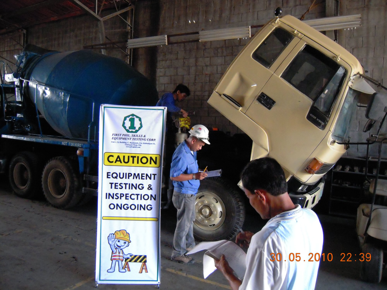 10 Basic Heavy Equipment Safety Guidelines